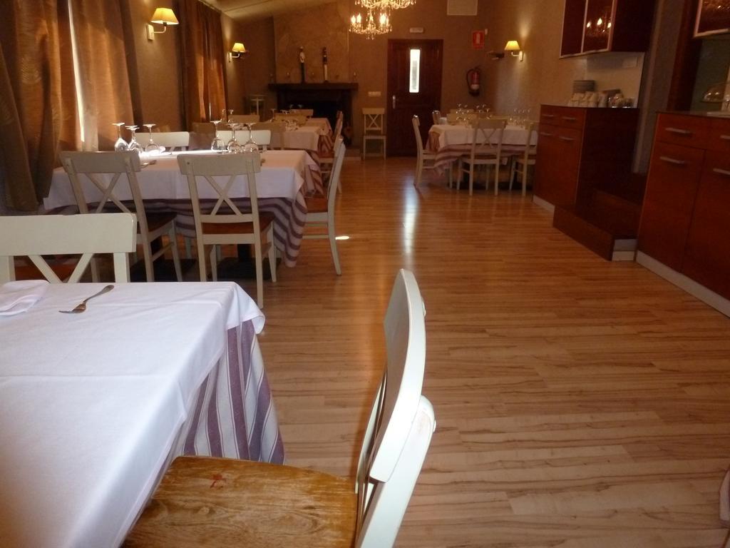 Hotel H Con Encanto Binéfar Εξωτερικό φωτογραφία