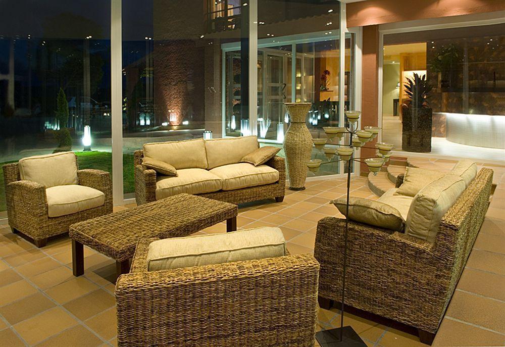 Hotel H Con Encanto Binéfar Εξωτερικό φωτογραφία